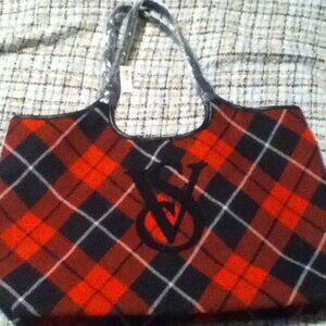 Victoria's Secret Red Plaid Limited Edition 2023 Holiday Tote, NEW WITH TAGS